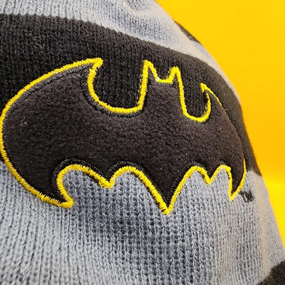 DC Batman Winter Hat Beanie Youth Striped Black Grey